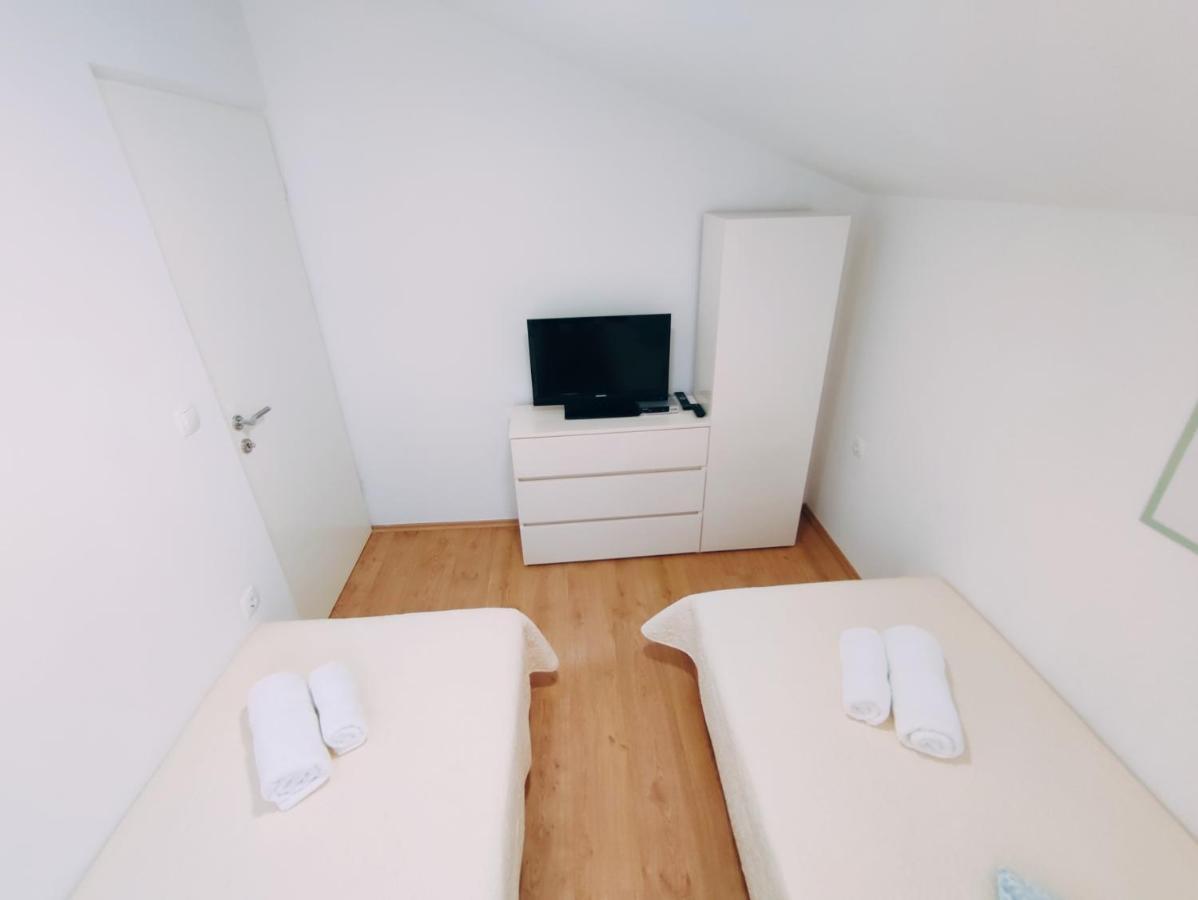 Apartment Prominac Zadar Extérieur photo